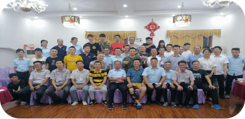 借端午之日，全项目同事喜庆聚餐，节日安康！